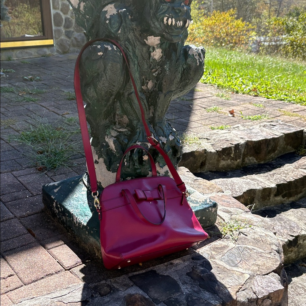 Kate Spade Leather Raspberry Bow Zipper Purse Pocketbook Handbag Bag Excellent